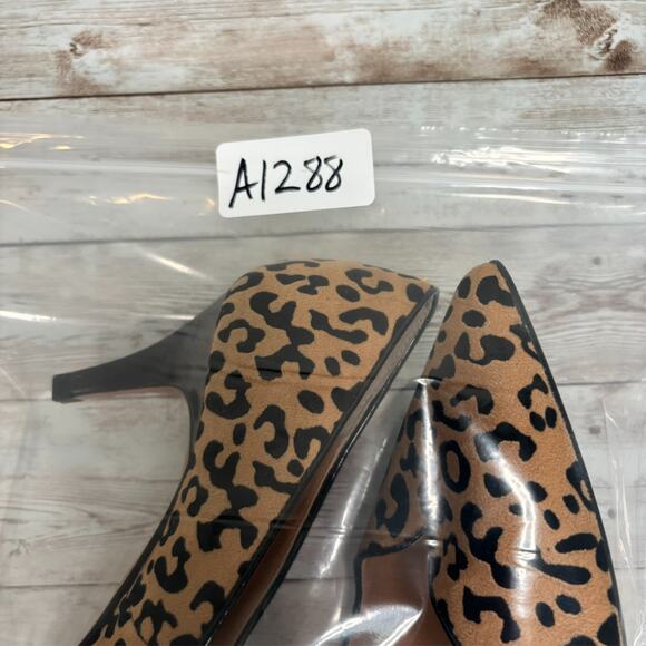 J RENEE Alipha Pumps 8.5 Cheetah Suede Pointed Toe Professional Classic Heels - Picture 12 of 12
